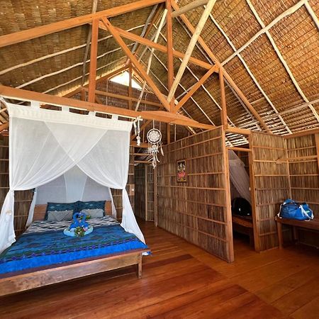Tabari Dive Lodge Pulau Mansuar Extérieur photo