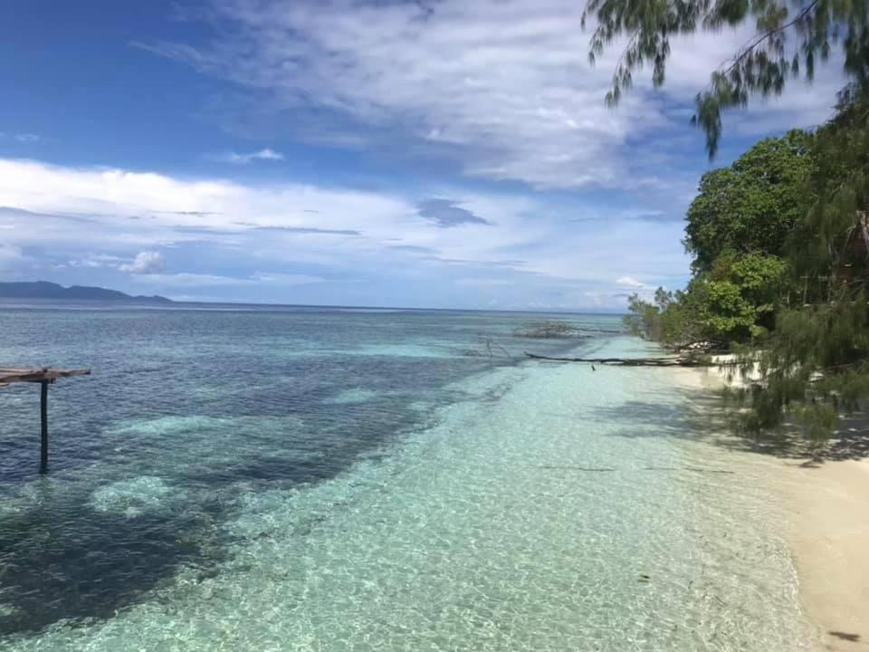 Tabari Dive Lodge Pulau Mansuar Extérieur photo